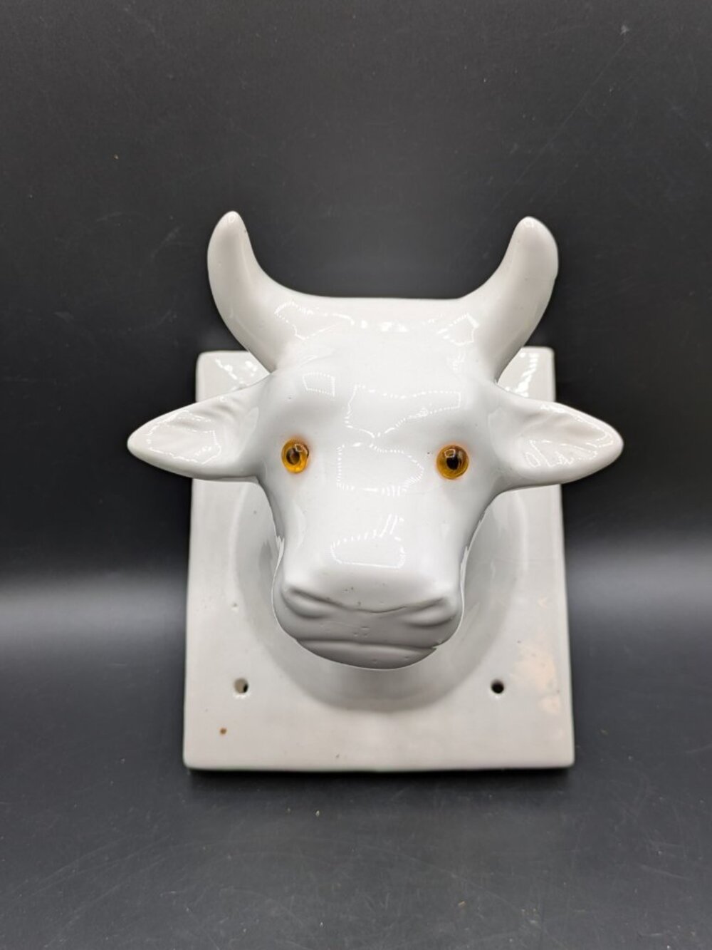 Vintage Wall Mount White Ceramic Bull Cow Head Hanging Rack Hook 7"